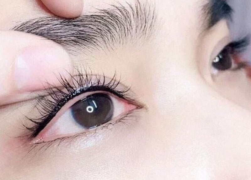 Phun xăm mí mắt giúp đôi mắt to tròn quyến rũ