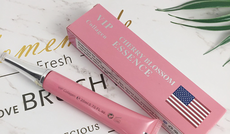 Son dưỡng Vip collagen kích màu môi sau xăm