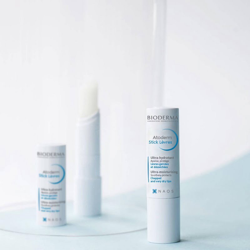 Son dưỡng môi sau xăm Bioderma